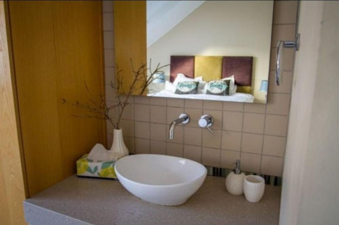 Centre Penthouse No Load Shedding * Cape Town
