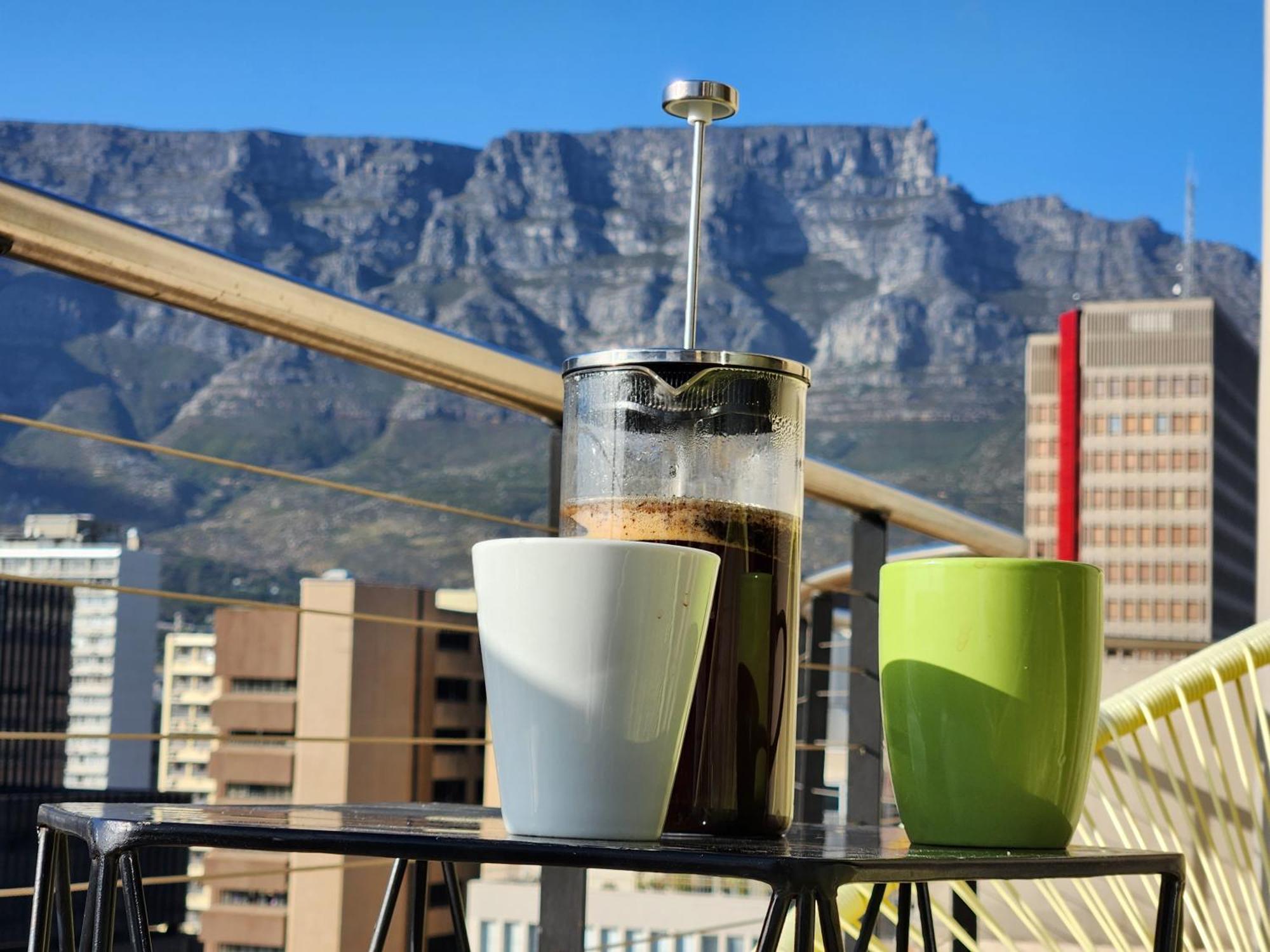 Centre Penthouse No Load Shedding *